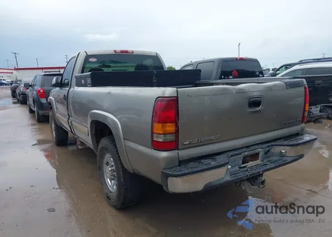 2001 Chevrolet Silverado 2500 Ls from USA, damaged, VIN 1GCGC24U61Z174960